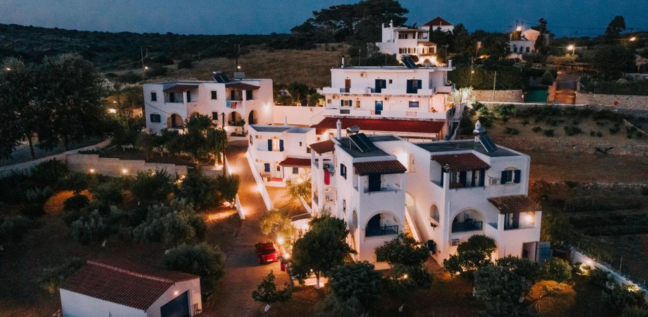 Theofilos Appartements Livadi (Kythira) Exterior foto
