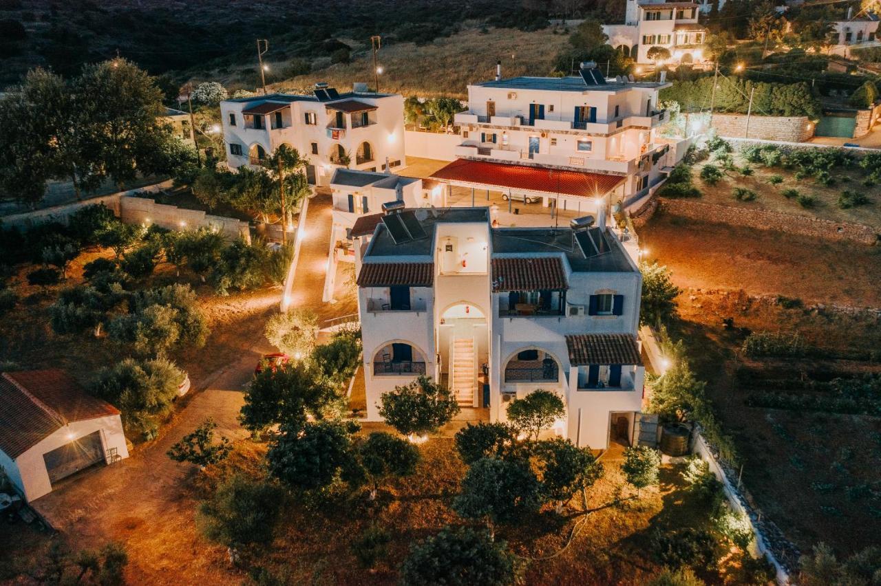 Theofilos Appartements Livadi (Kythira) Exterior foto