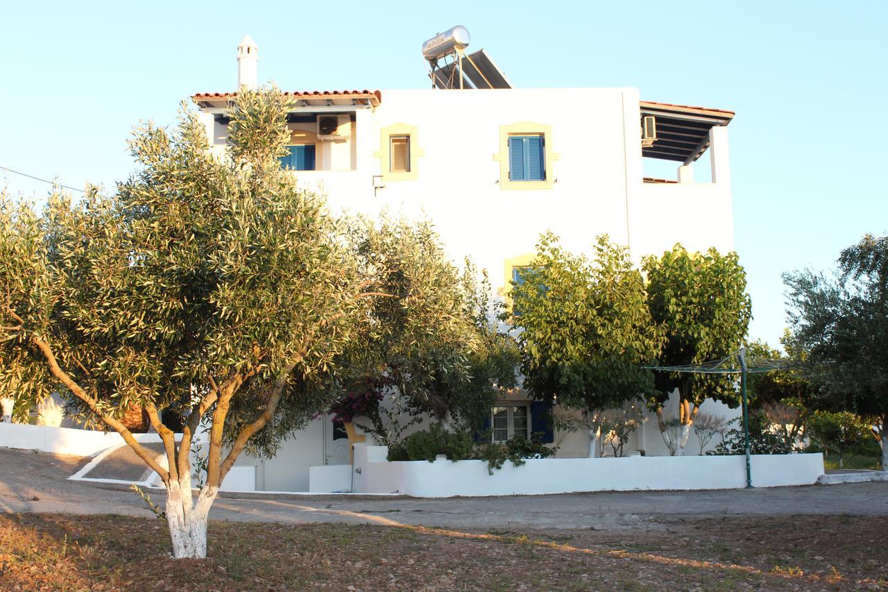Theofilos Appartements Livadi (Kythira) Exterior foto