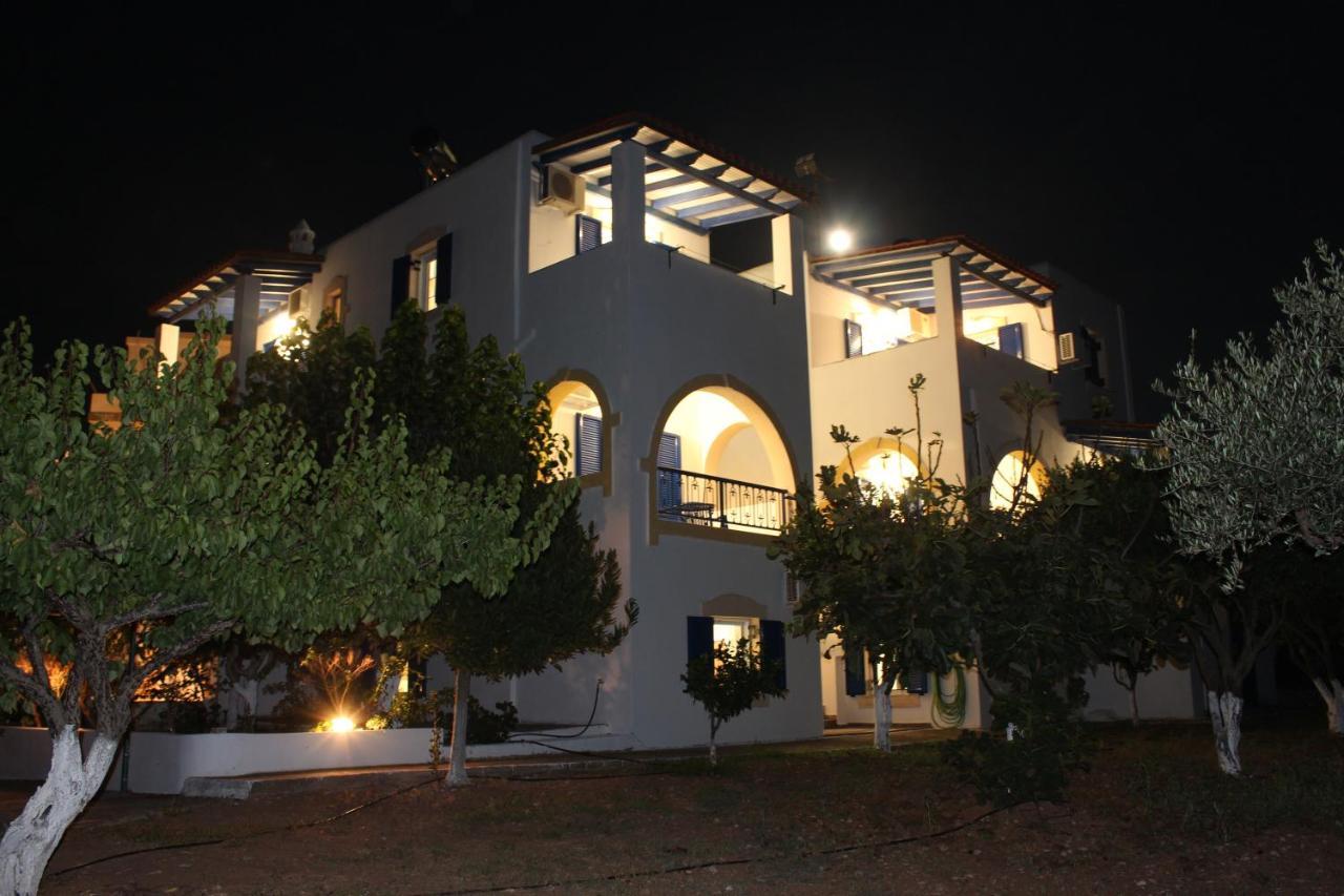Theofilos Appartements Livadi (Kythira) Exterior foto