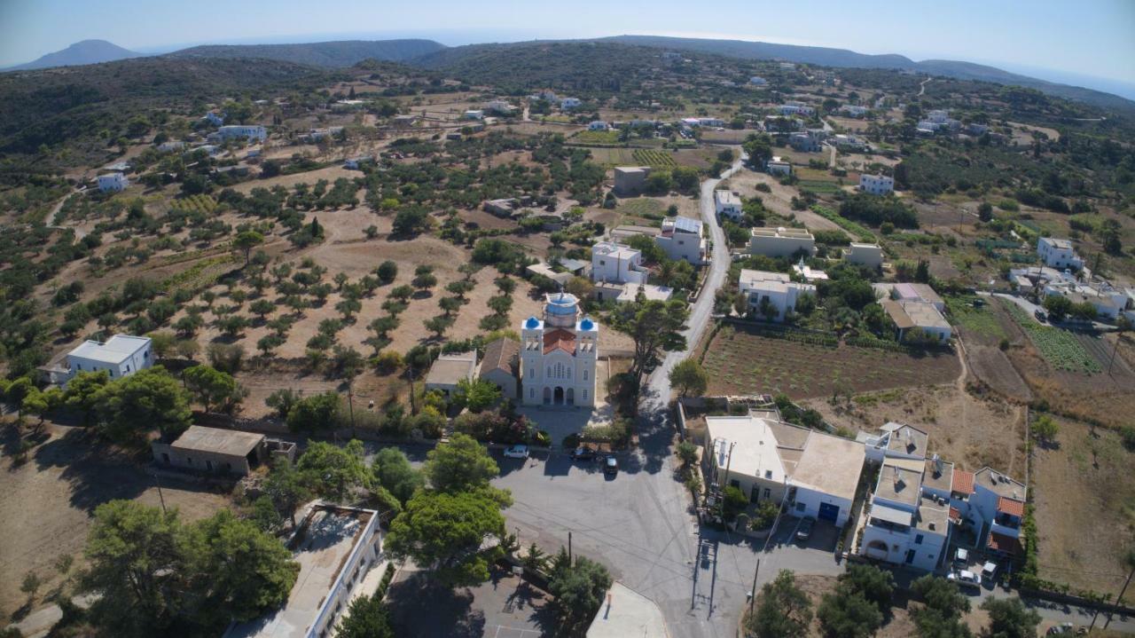 Theofilos Appartements Livadi (Kythira) Exterior foto